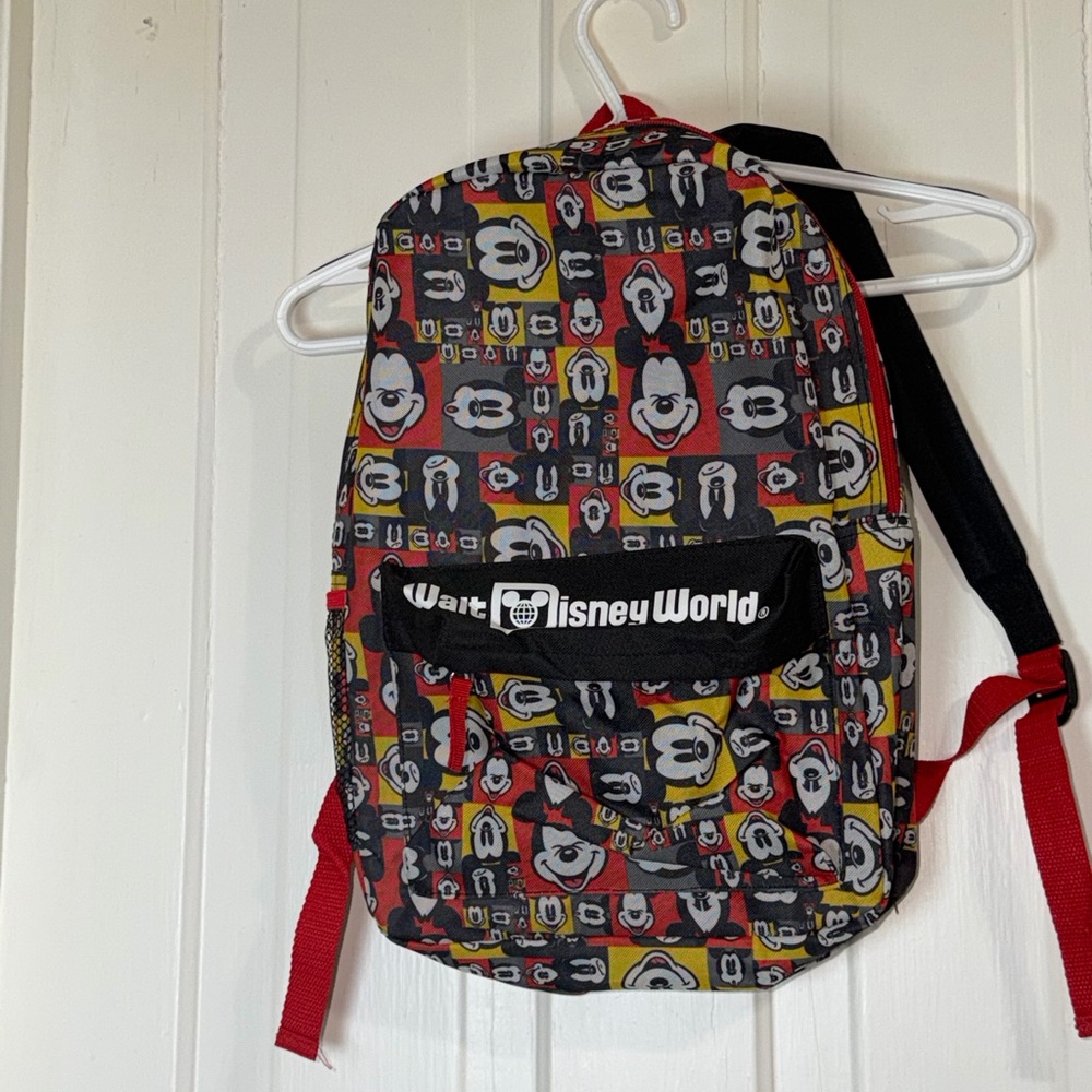 NWT‎ disney parks authentic Disney World Mickey Mouse Backpack, color block